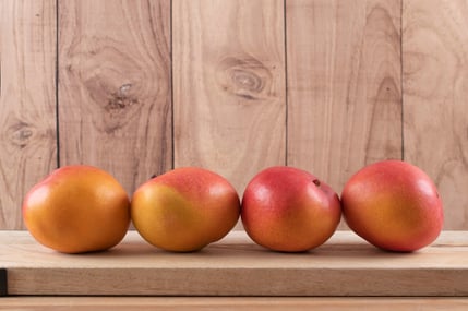 Produce_LR_Hula Mango_Mango_Styled_001