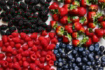 Produce_LR_Mixed Berries_Strawberries_Blueberries_Raspberries_Blackberries_Styled_2019_3-1