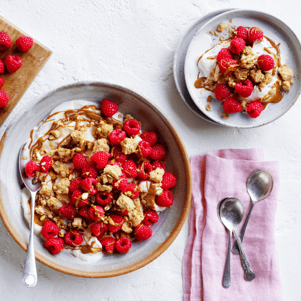 Raspberry ice-cream crumble