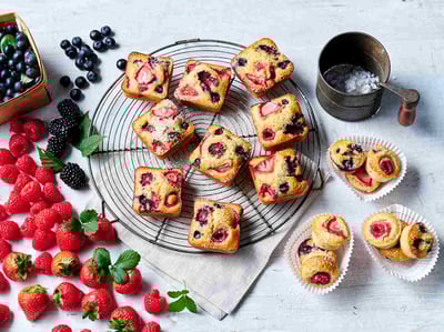 Recipe_LR_Berries_Perfection fresh berry friands Lower with Black Berries_2022_11zon (1)