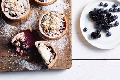 Recipe_LR_Blackberry_Blueberry_Berry Streusel Pies_Janelle Bloom_2019_4