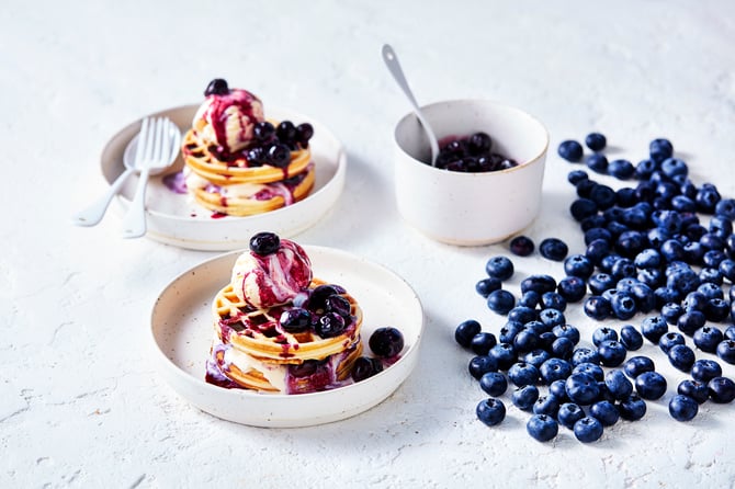 Recipe_LR_Blueberries_Elderflower Berry Waffles_2023_03