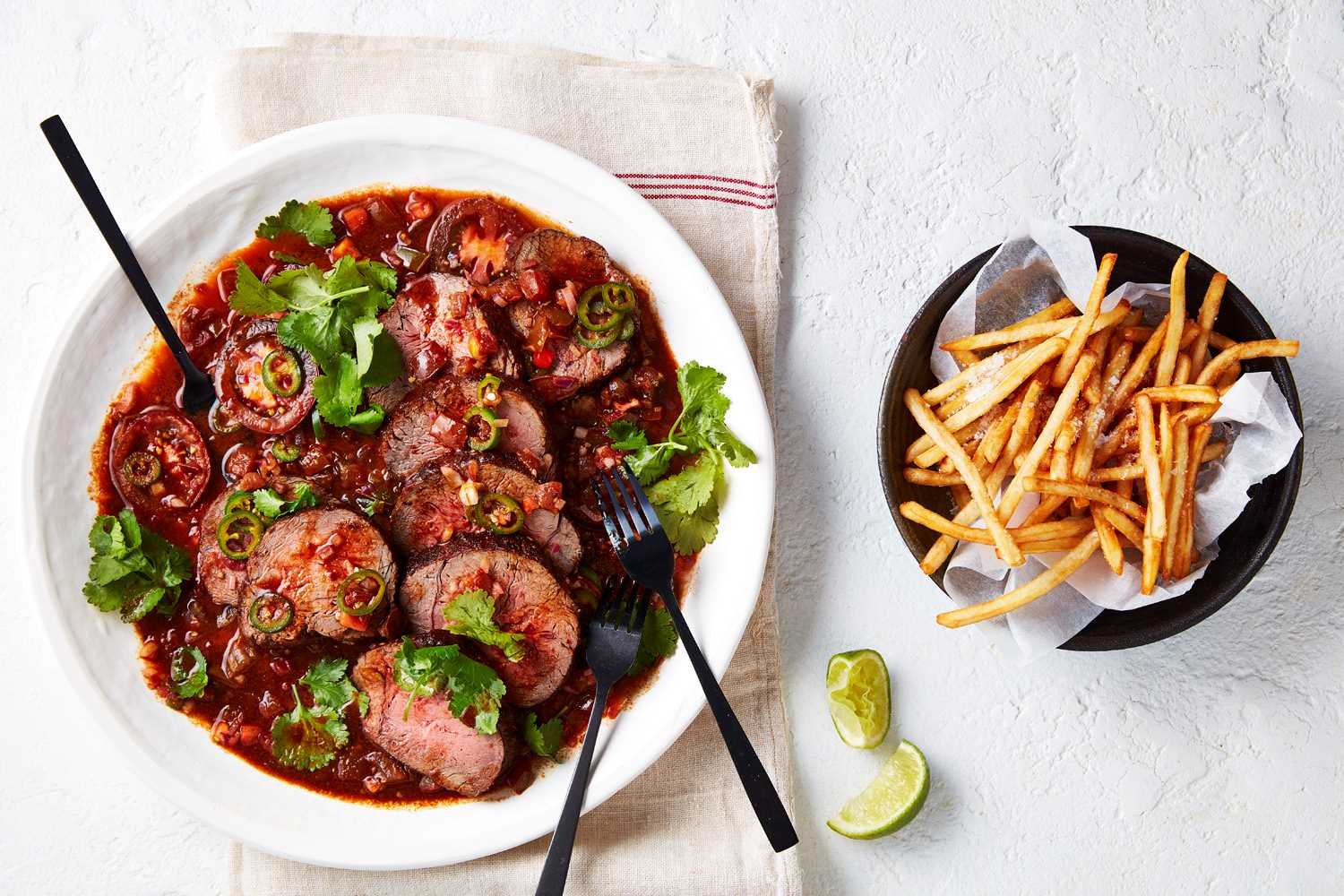 Recipe_LR_Kumato_Roast Beef Fillet with Kumato Tomato Salsa Criolla_2023_05