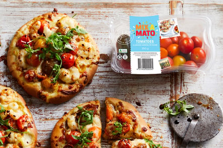 Recipe_LR_Mixamato_tomato medley_Medley Margherita Chilli Prawn Pizza_Janelle Bloom 2020_04_cropped