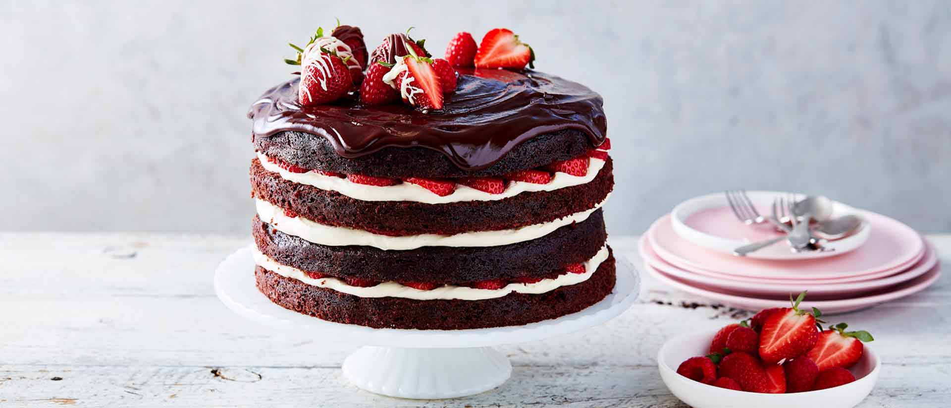 Indulgent Chocolate Strawberry Cake Recipe