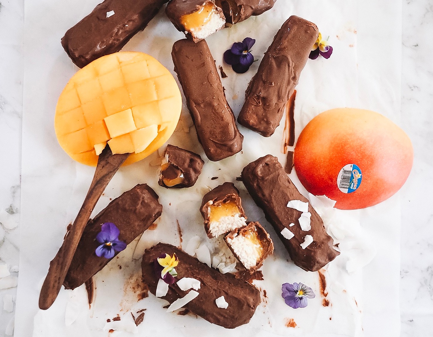 Recipe_LR_Calypso Mango Vegan Chocolate Bar_Madeleine Lumley_1