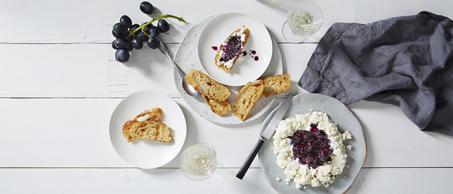 Ricotta with Honeyed Midnight Beauty® Grapes on Crisp Bread Recipe